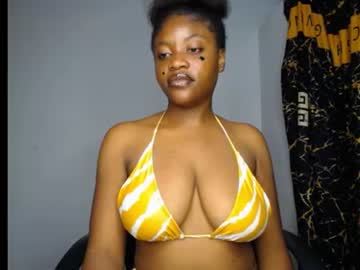 bella featured webcam